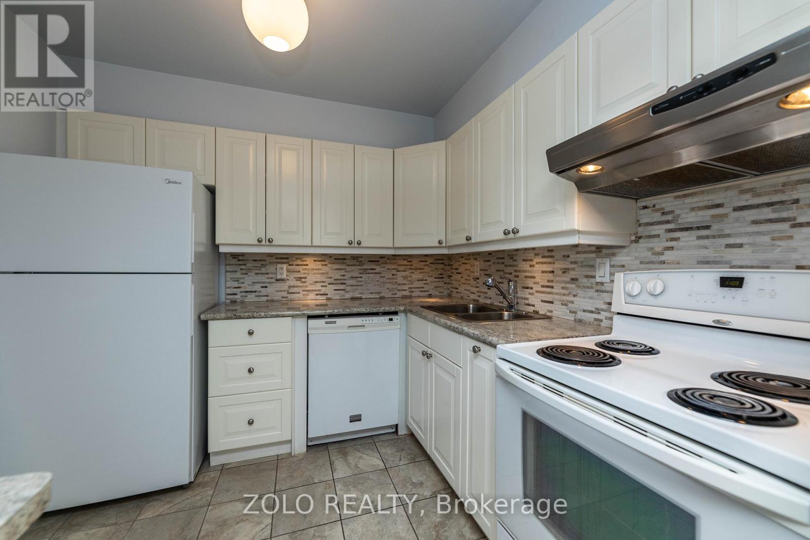 516 - 20 FASHION ROSEWAY=null