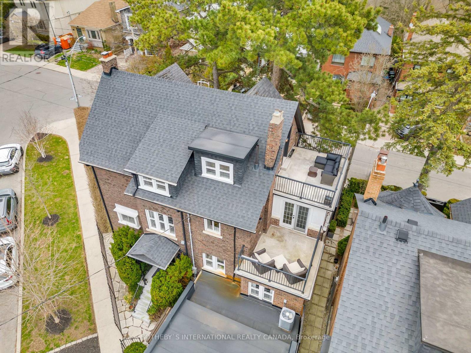 68 ASTLEY AVENUE=null