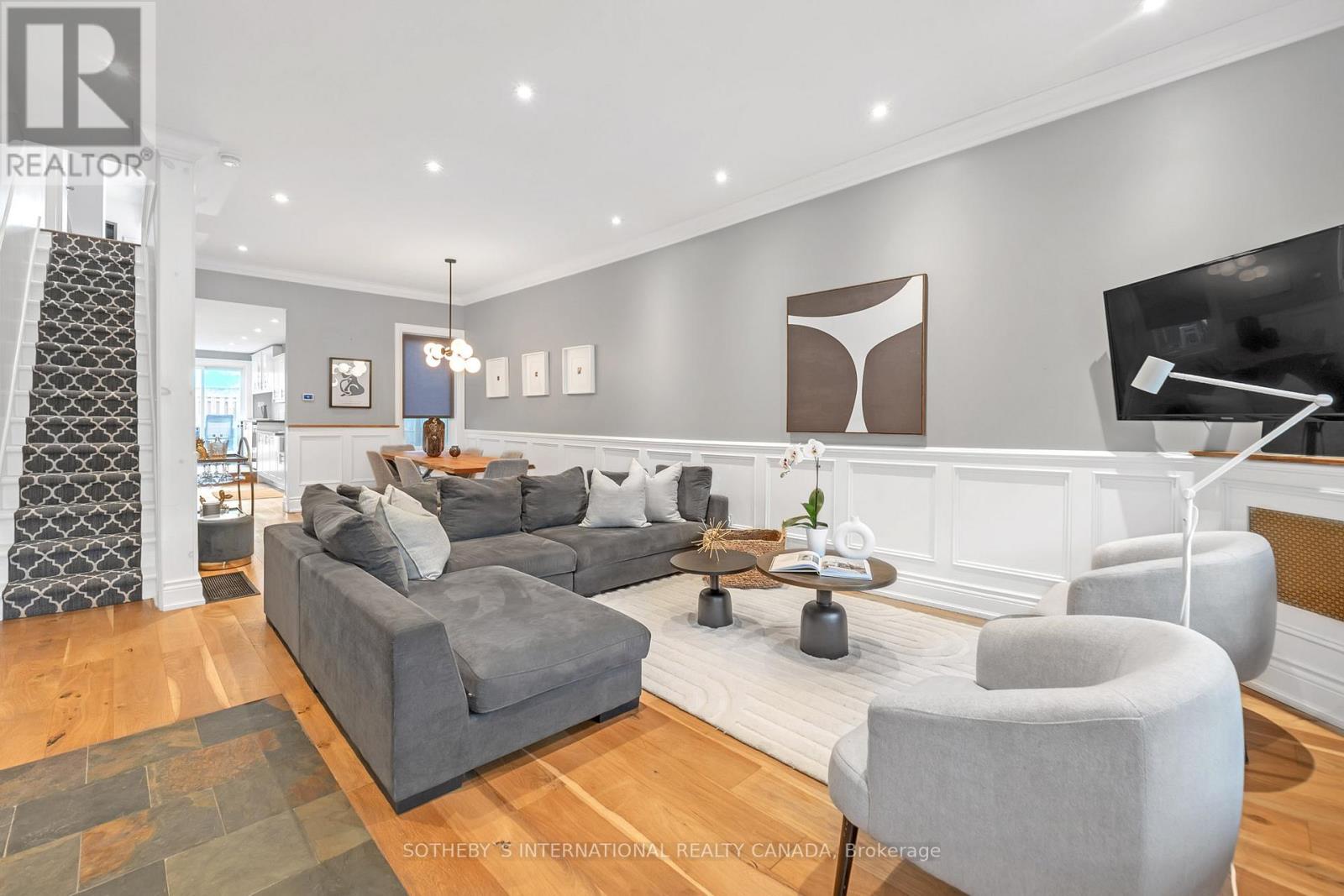 64 FOXLEY STREET=null